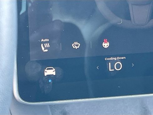 Used 2023 Tesla Model 3 Standard Range RWD image 19
