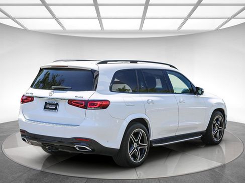 Certified 2023 Mercedes-Benz GLS 450 4MATIC image 4