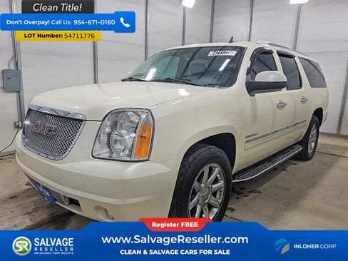 Used 2013 GMC Yukon XL Denali RWD image 1