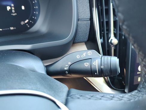 New 2026 Volvo XC90 B6 Plus w/ Protection Package Premier image 18