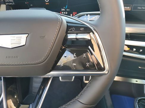 New 2026 Cadillac Lyriq Signature Luxury image 35