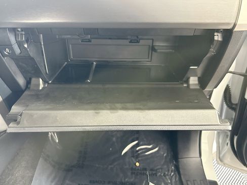 Certified 2024 Toyota 4Runner SR5 Premium image 32