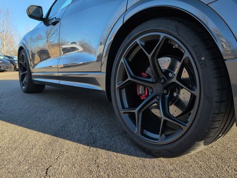 New 2026 Audi RS Q8 performance image 3