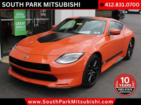 Used 2024 Nissan Z Performance w/ Heritage Edition RWD image 3