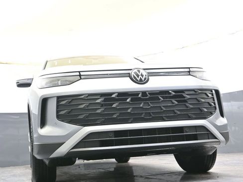 New 2026 Volkswagen Tiguan S image 39