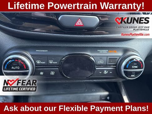 Used 2023 Kia Soul S FWD image 23