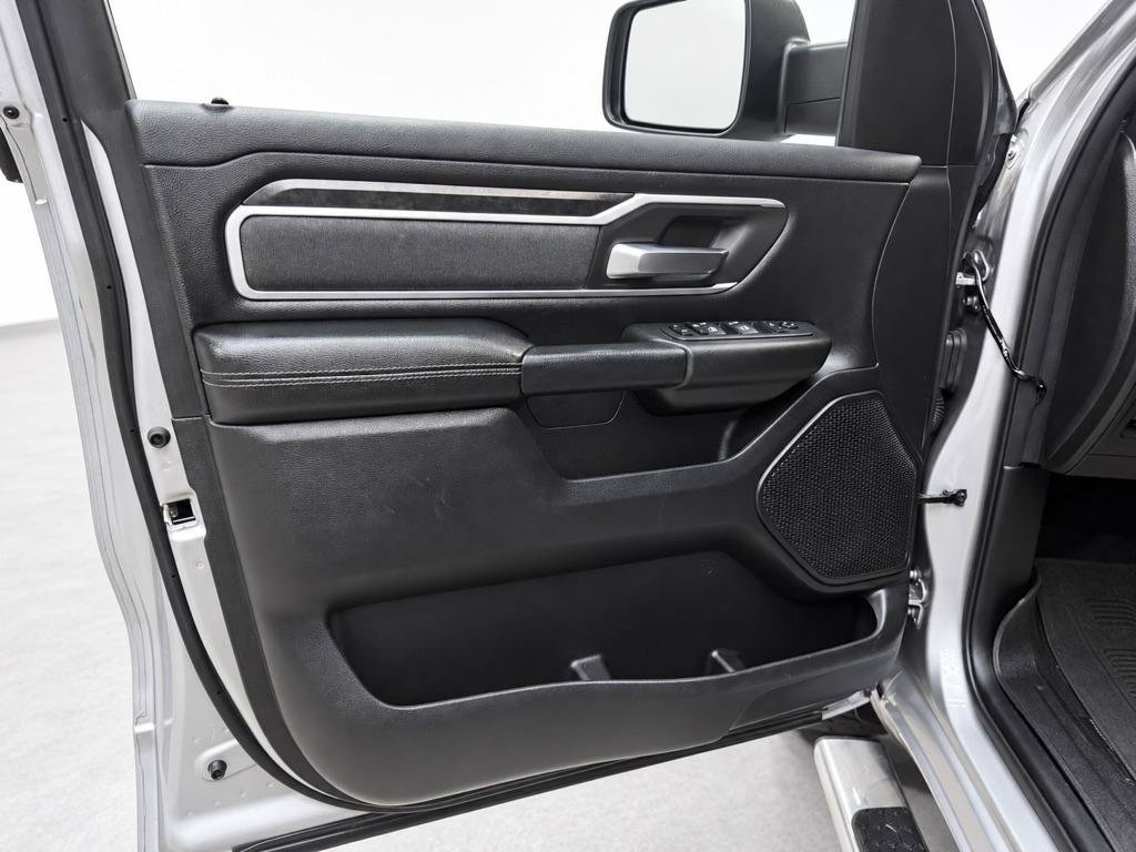 Used 2020 RAM 1500 Big Horn AWD/4WD image 11