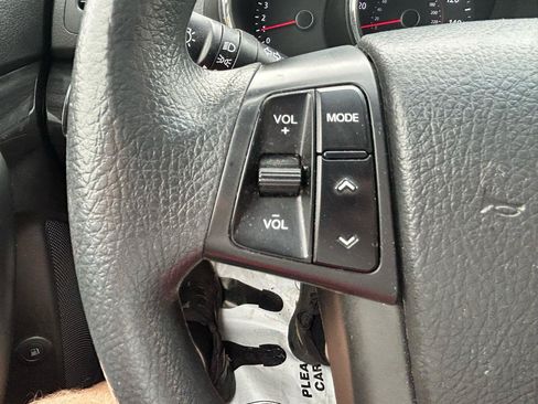 Used 2012 Kia Sorento LX w/ Convenience Pkg AWD/4WD image 19
