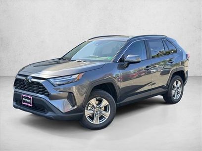 New 2025 Toyota RAV4 XLE