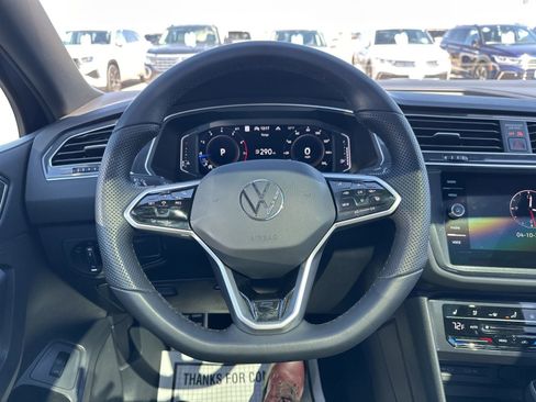 Certified 2022 Volkswagen Tiguan SEL R-Line image 49
