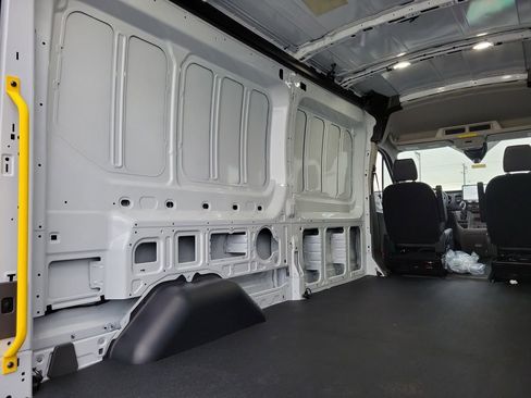 New 2026 Ford Transit 250 148 Medium Roof image 12