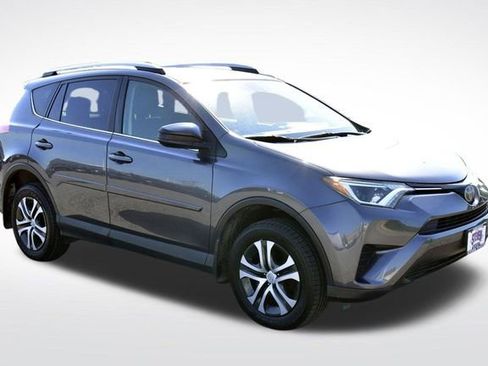 Used 2017 Toyota RAV4 LE w/ All Weather Liner Package AWD/4WD image 6