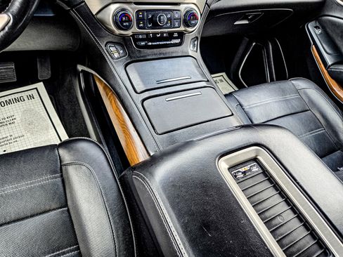 Used 2019 GMC Yukon XL Denali w/ Denali Ultimate Package image 19