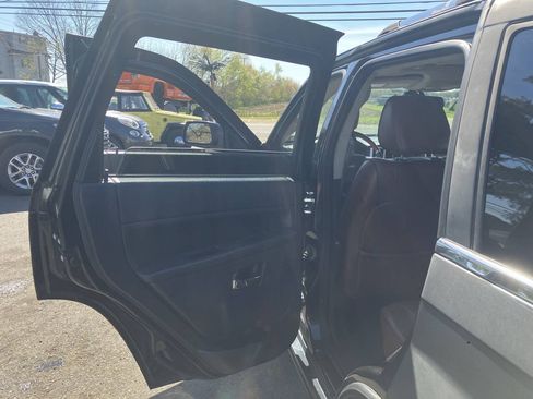 Used 2008 Jeep Grand Cherokee Overland AWD/4WD image 19