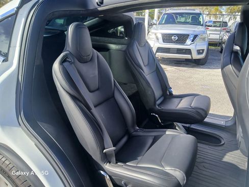 Used 2017 Tesla Model X 100D image 16