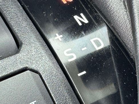 Certified 2021 Toyota RAV4 Limited w/ Limited Grade Weather Package AWD/4WD image 38