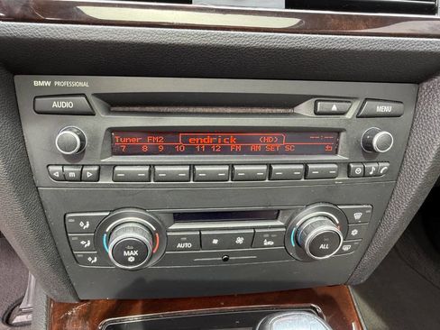 Used 2011 BMW 328i Coupe image 29