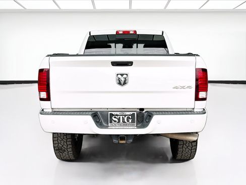 Used 2018 RAM 2500 Laramie w/ Sport Appearance Group AWD/4WD image 5