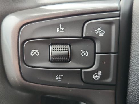 Used 2023 Chevrolet Suburban RST w/ Luxury Package AWD/4WD image 20