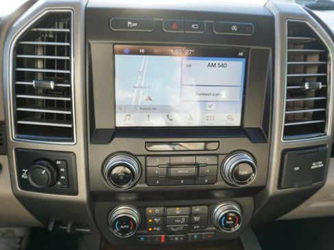 Used 2019 Ford F150 Limited image 23