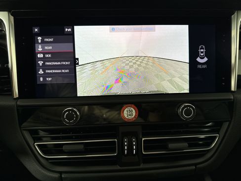 Certified 2025 Porsche Macan Turbo image 20