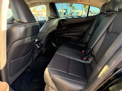 Used 2019 Lexus ES 350 350 image 18