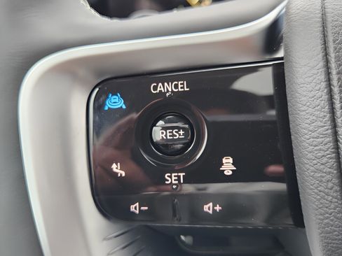 New 2025 INFINITI QX80 Luxe w/ Exterior Package image 17