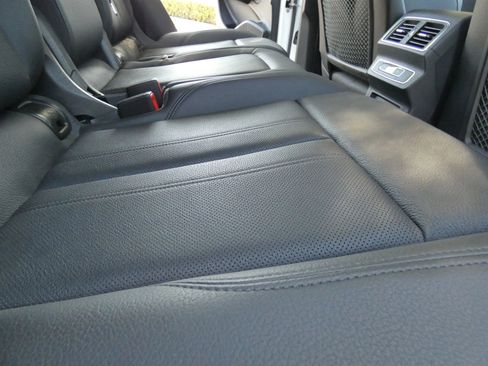 Used 2019 Audi Q5 2.0T Premium Plus w/ Premium Plus Package image 37