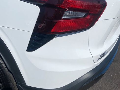 Used 2025 Chevrolet Trax ACTIV w/ Driver Confidence Package image 16