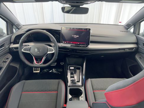 New 2026 Volkswagen Golf SE image 17