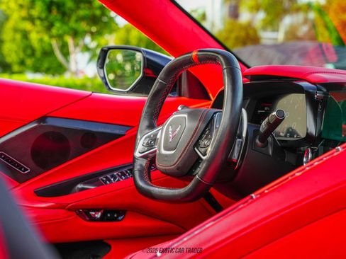 Used 2023 Chevrolet Corvette Stingray Premium Conv w/ Z51 Performance Package image 33