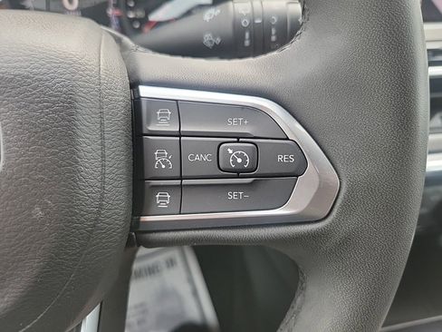 Used 2024 Jeep Compass Limited AWD/4WD image 25