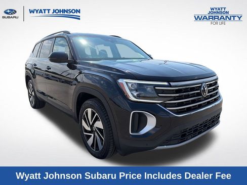 Used 2025 Volkswagen Atlas SE AWD/4WD image 9