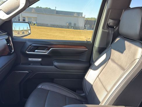Used 2024 GMC Sierra 1500 Denali w/ Denali Reserve Package image 21
