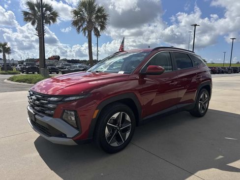 Used 2025 Hyundai Tucson SEL FWD image 3