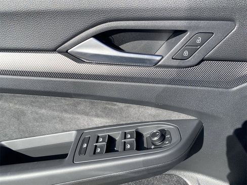 New 2025 Volkswagen GTI SE image 17