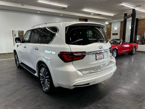 Used 2018 INFINITI QX80 4WD w/ Deluxe Technology Package image 7