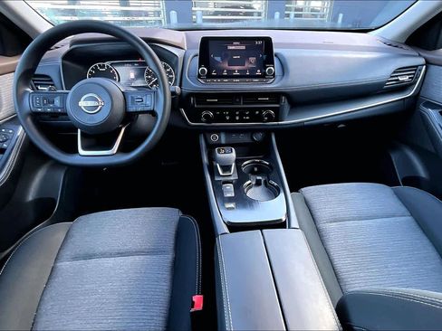 Certified 2022 Nissan Rogue S image 13