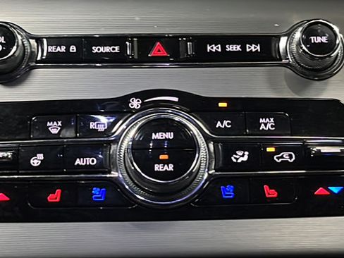Used 2023 Lincoln Aviator Reserve w/ Equipment Group 201A AWD/4WD image 18