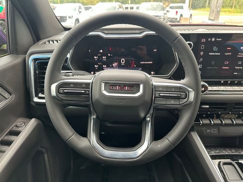 New 2026 GMC Canyon Elevation w/ Convenience Package image 17