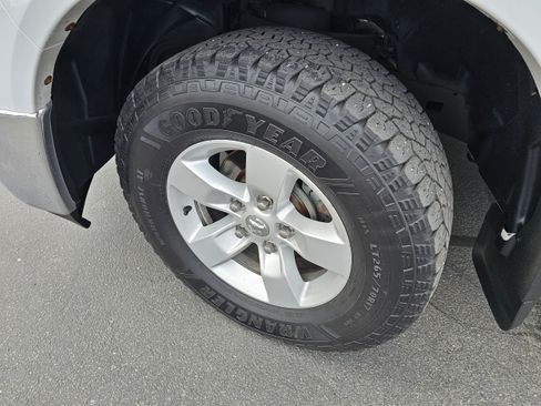 Used 2015 RAM 1500 Outdoorsman image 19