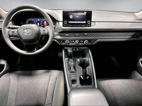 Used 2024 Honda Accord EX image 9