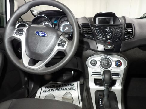 Used 2019 Ford Fiesta SE FWD image 10