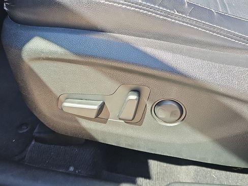 Used 2017 Kia Sorento EX AWD/4WD image 25