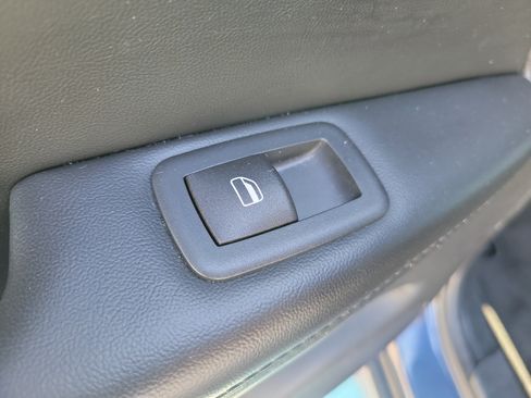 Used 2020 Jeep Grand Cherokee Limited AWD/4WD image 15