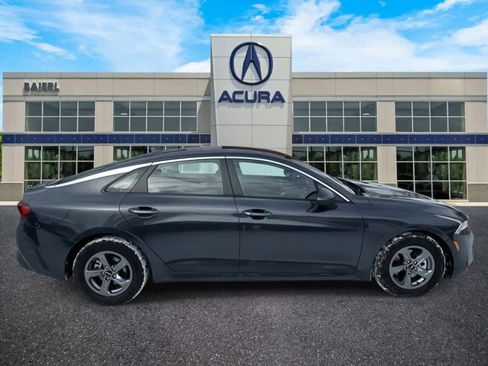 Used 2023 Kia K5 LXS image 6