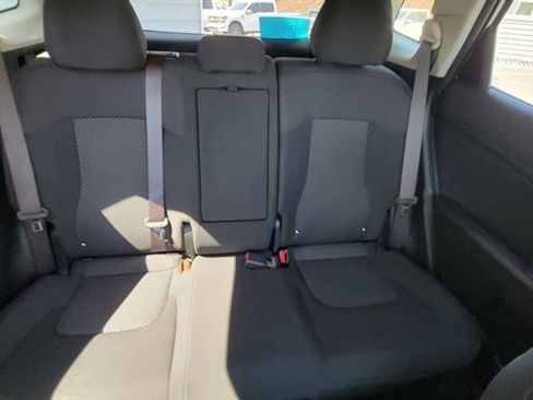 Used 2023 Kia Sportage LX AWD/4WD image 41