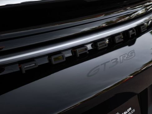 Used 2025 Porsche 911 GT3 RS image 21