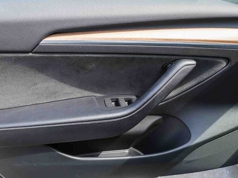 Used 2023 Tesla Model 3 Standard Range RWD image 22