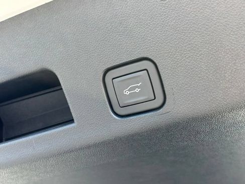 New 2026 Buick Enclave Sport Touring w/ Power Package FWD image 12